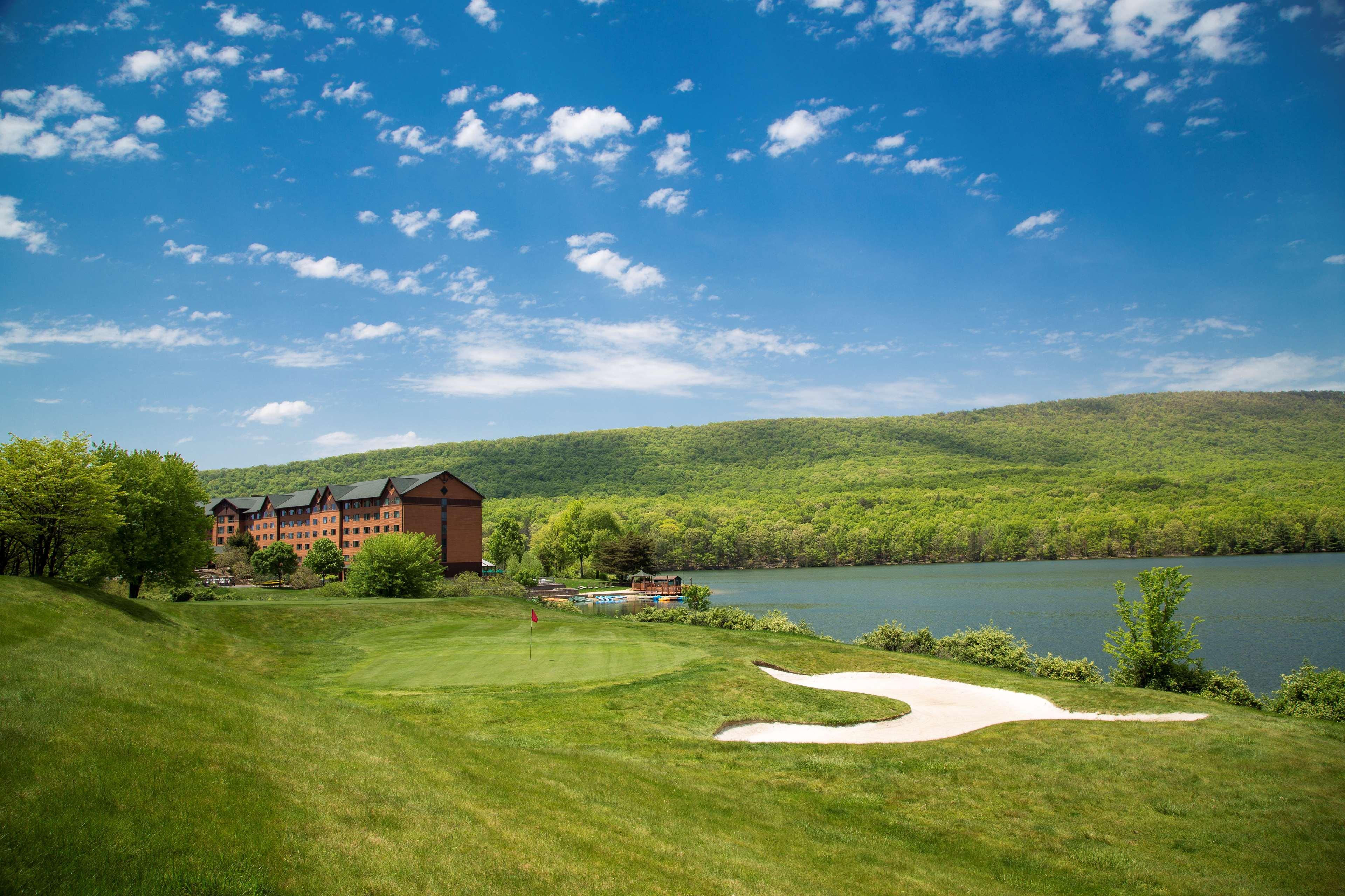 Rocky Gap Casino Resort Flintstone Exterior photo